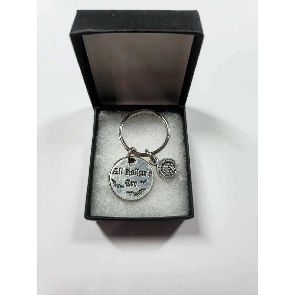 Pewter Keychain Halloween Chubby Chico Charms All Hallow's Eve Keyring‎ NEW